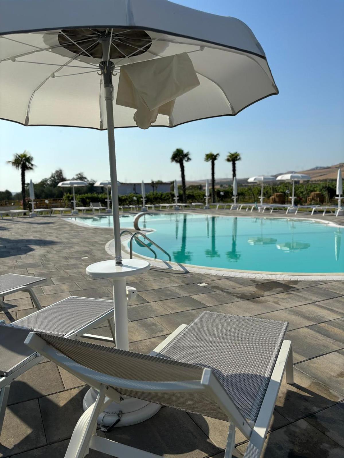 Masseria Spinale Wine Resort Melfi Bagian luar foto